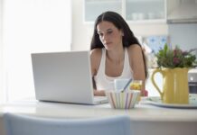 Поиск мастера или салона красоты в сети