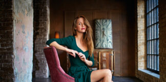 В чем плюсы обеденного стула с обивкой?