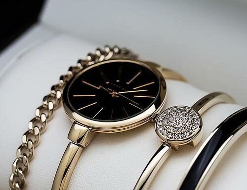 Женские часы на браслете — какие выбрать?