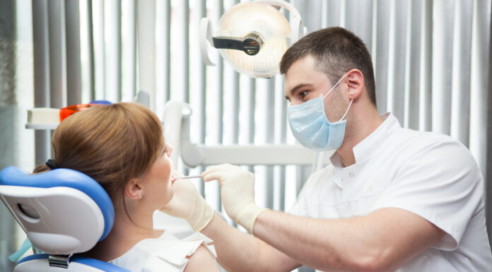 Имплантация в стоматологии