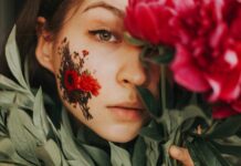 Правила составления букетов: выбор цветов, нюансы составления композиций, сочетание разных цветов, упаковка букетов