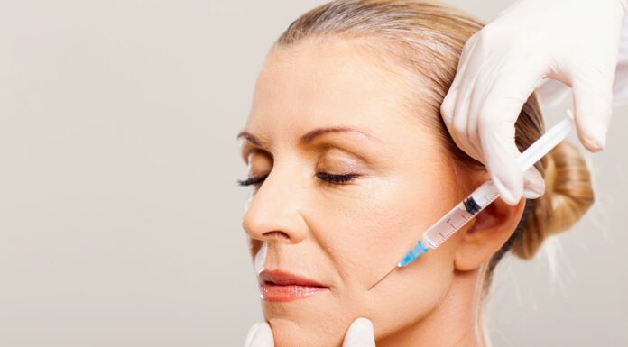 Антивозрастное лечение ботоксом с использованием вытяжки и других приспособлений: ваш ответ на старение кожи, описание