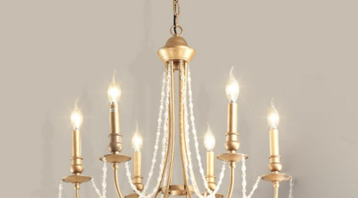 Потолочные люстры: роскошный свет в классическом стиле