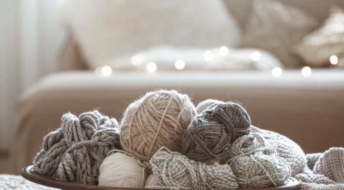 Крючки и спицы для вязания: как ими пользоваться