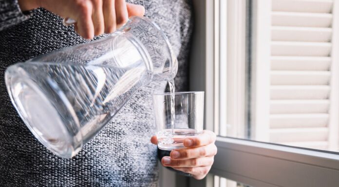 Доставка воды в офис: удобство, необходимость и особенности организации