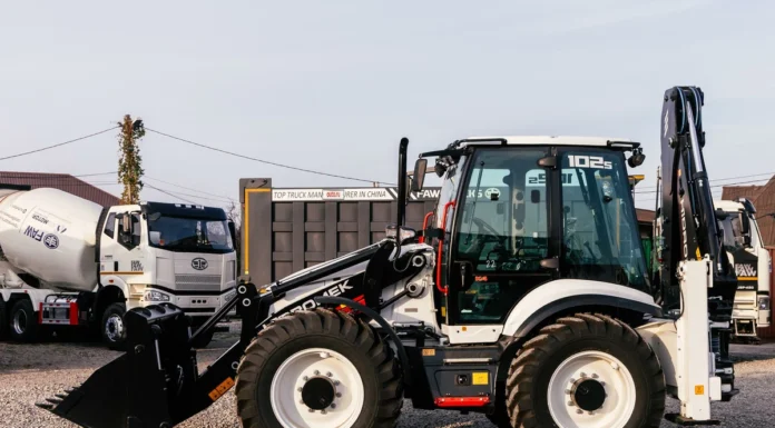 Землеройная техника: виды, применение и особенности